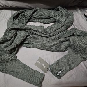 Freya Harper Gray Knit Scarf